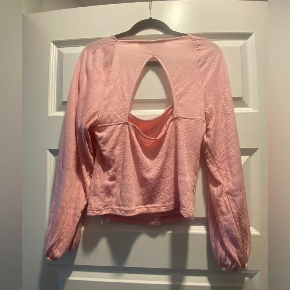 FP Beach - Women’s Pink Long sleeve shirt - Size Medium
